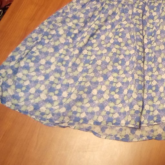 EUC Blue Floral Skirt - Picture 2 of 5
